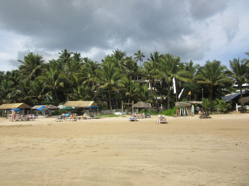 Weligama beach, our hotel behind the trees