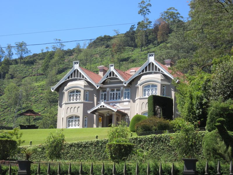 Colonial-era manor