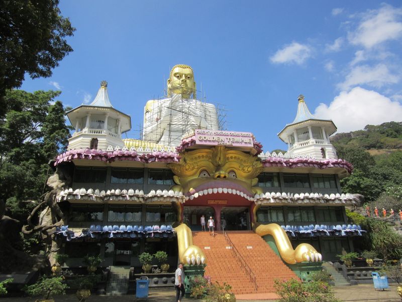Golden Temple - being repainted