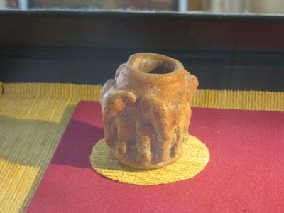 Small Receptacle 3rd - 9th century CE