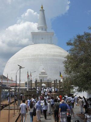 Ruvanvelisaya Dagoba