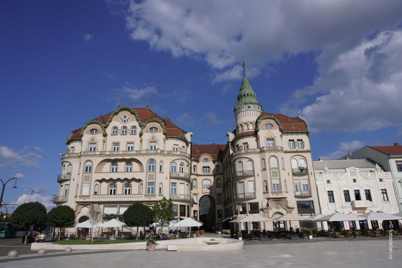 oradea-poze-palatul-vulturul-negru.JPG