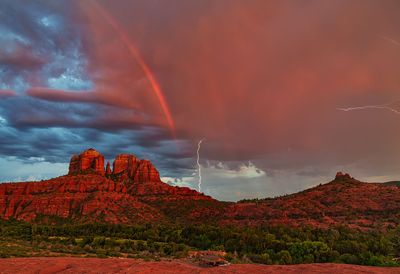 Cathedral Lightning rainbow 0415.jpg