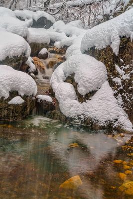cave creek snow falling 2705.jpg