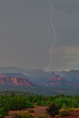 lightning 3921.jpg