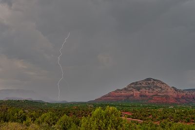 lightning 3951.jpg