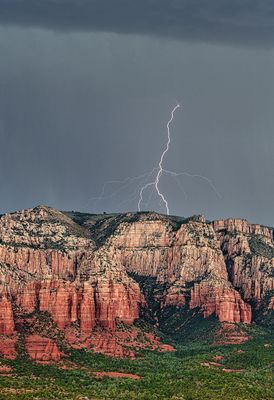 lightning 4011.jpg