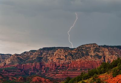 lightning 4025.jpg