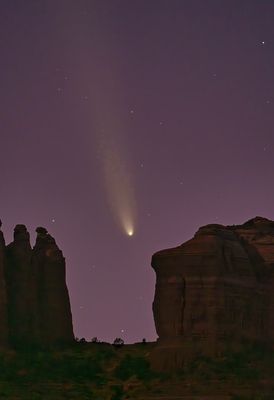 Cathedral comet A3 4879.jpg