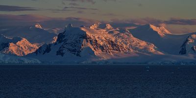 Antarctica sunset 0781.jpg