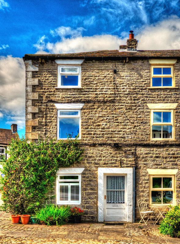 Terraced Cottage 