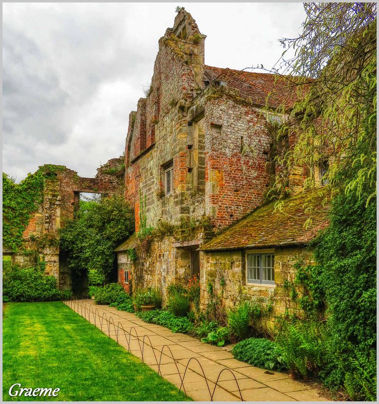 Scotney Castle
