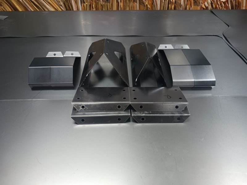 Lightbar bracket kit 