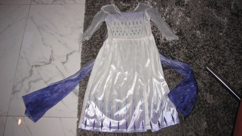 110-116 FROZEN lange jurk 12,50