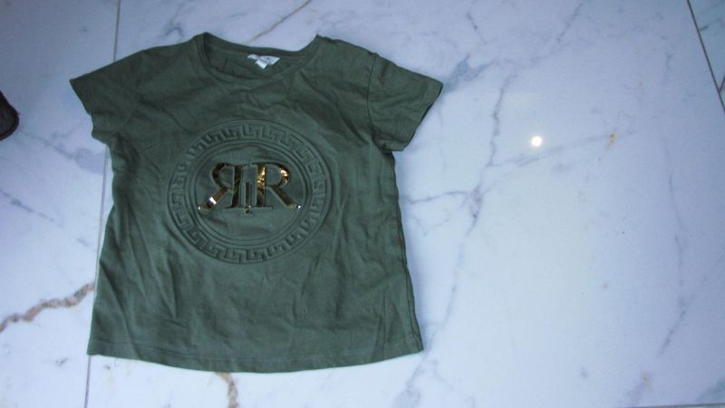 110 RIVER ISLAND shirt groen goud 11,00