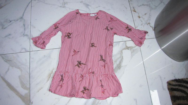122-128 NAME IT roze vogel jurk 16,00