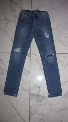 128 TOMMY HILFIGER vlakken jeans 19,50