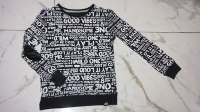 128 Z8 sweater zwart wit 15,50