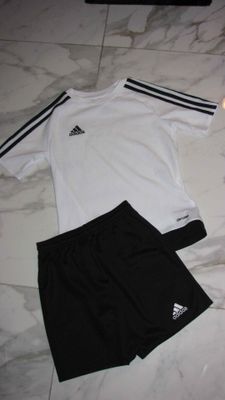 140 ADIDAS sport set zwart wit 17,50