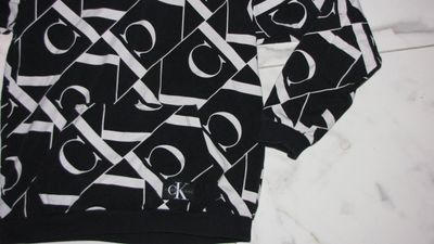 140 CALVIN KLEIN  sweater hoody detail