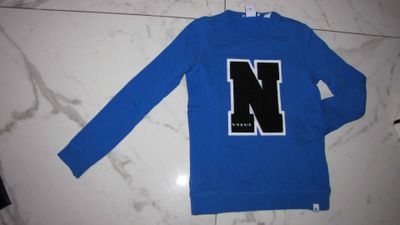 140 NIK & NIK  blauwe sweater 17,00