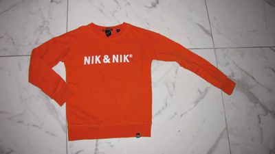 140 NIK & NIK oranje miss sweater 17,00