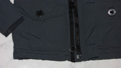 36 TOMMY HLFIGER parka detail