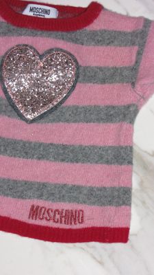 86 MOSCHINO detail 