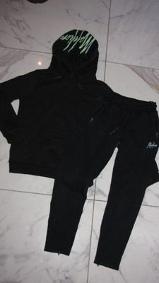 152 MALELIONS zwarte set 55,00