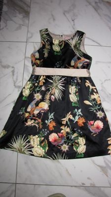122-128 STEPS luxe bloemen jurk met paradijvogels 22,50