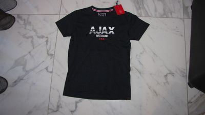 128 AJAX *nieuw*  shirt 20,00