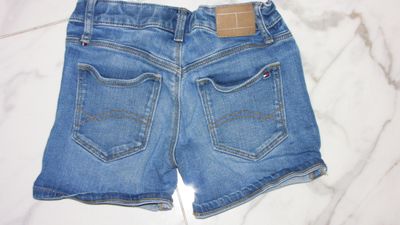 128 TOMMY HILFIGER jeans akant