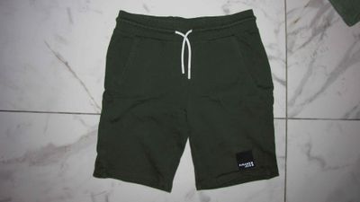 140 NIK & NIK groene short 15,50
