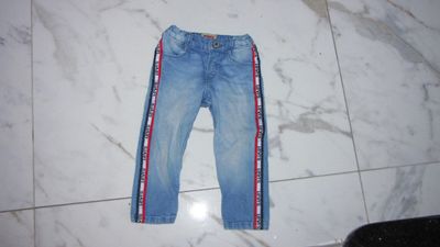 86 LEVI'S jeans 18 maanden 15,50