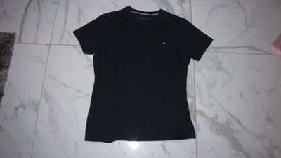 large TOMMY HILFIGER blauw shirt 17,00