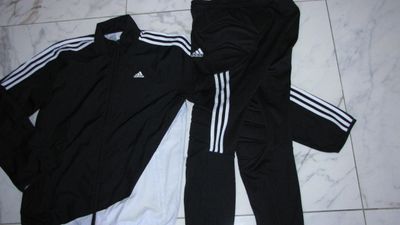small-medium ADIDAS trainingspak keeper detail 