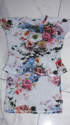 122-128 MOLO bloemen jurk 16,00