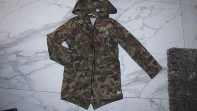 122-128 RETOUR langere zomerjas leger 22,00
