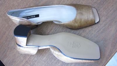 40 PETER KAISER *nieuwe* schoenen 50,00