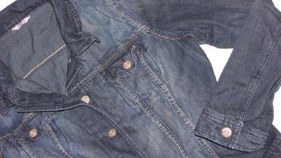 42 HEMA xl jeansjack detail