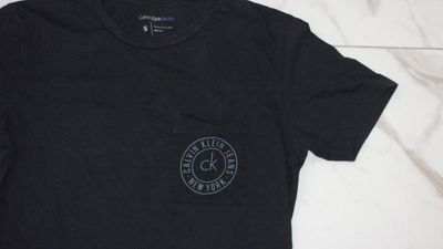 small CALVIN KLEIN zakje detail
