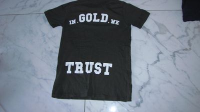 xs IN GOLD WE TRUST donker legergroen akant