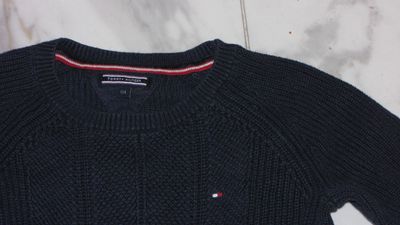 104 TOMMY HILFIGER detail breisel