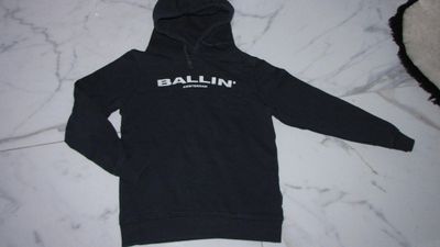 134-140 PURE WHITE Ballin Amsterdam sweater 16,50