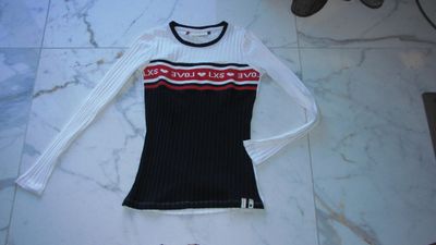 146-152 LOOXS longsleeve 15,00 
