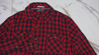 146-152 TOMMY HILFIGER overhemd detail