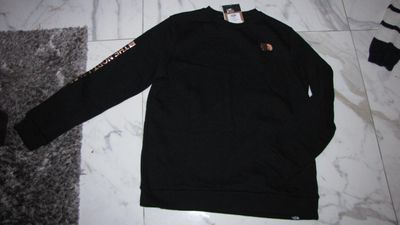 42 THE NORTH FACE sweater large *nieuw* 34,50