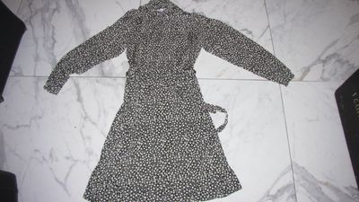 40-42 FABIENNE CHAPOT jurk large 45,00