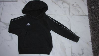 116 ADIDAS hoody 15,00
