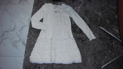 152 MONNALISA offwhite feestjurk  47,50